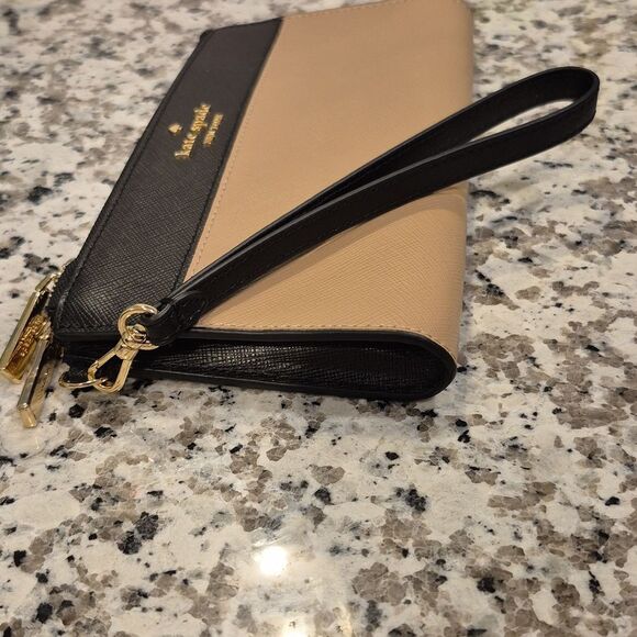 Kate Spade Madison Colorblock Saffiano leather double zip wristlet - Picture 2 of 10